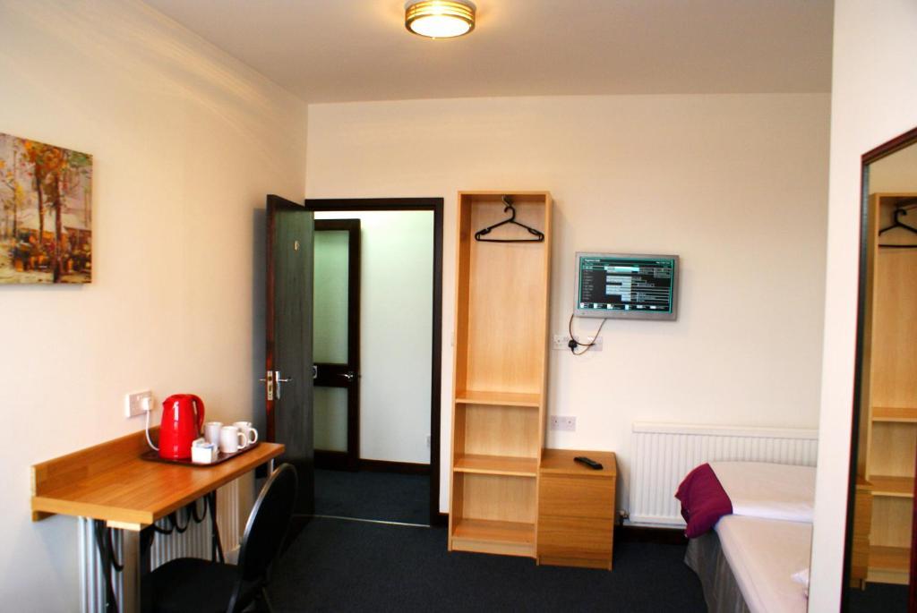The Hindes Hotel Harrow Exteriér fotografie